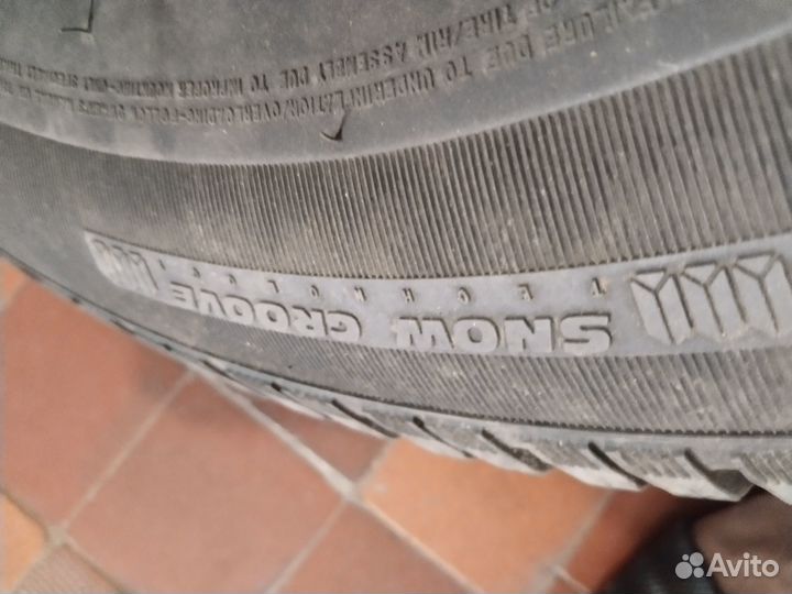 R15 Cooper Discoverer M+S 235/70, PCD 5x114.3 DIA 71.5