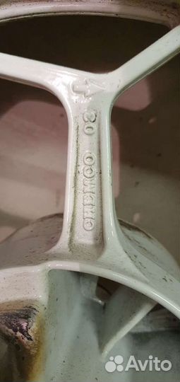 Задний колесный диск Kawasaki Ninja 300