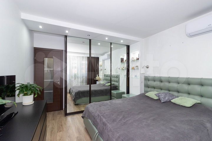 3-к. квартира, 90 м², 8/14 эт.