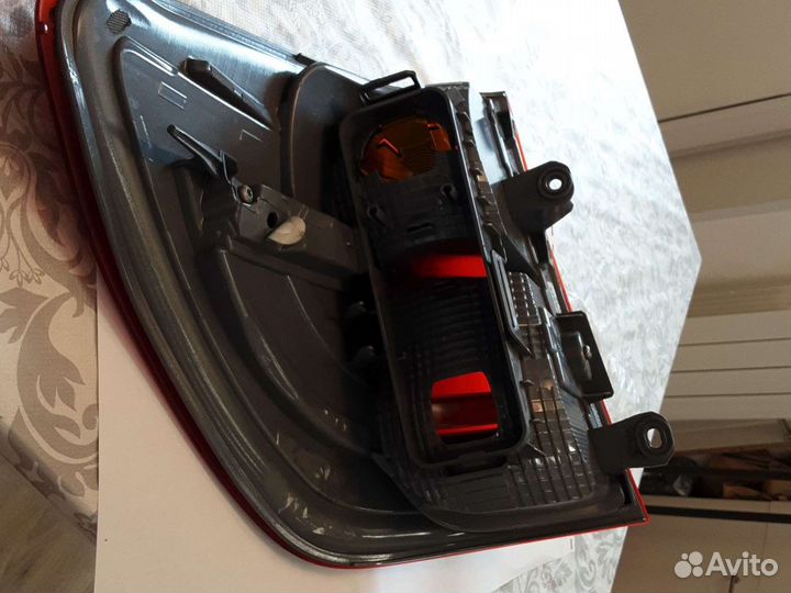 Фонарь X3 2010-2017 F25 63 21 7 217 306 / 63217217