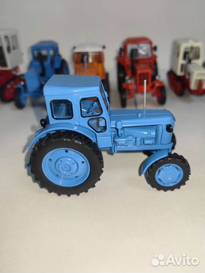 Трактора 1:43
