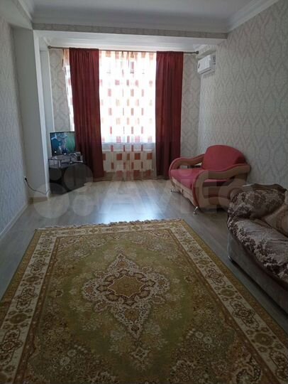 2-к. квартира, 73 м², 2/5 эт.