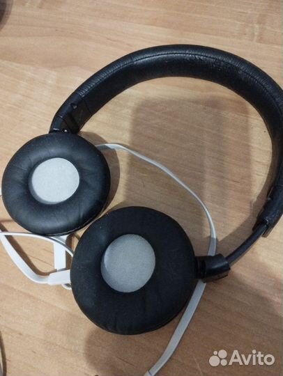 Наушники Sony