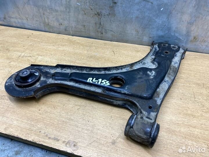 Рычаг подвески передний левый Chevrolet Lacetti