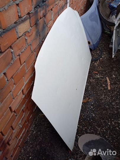 Капот на ларгус