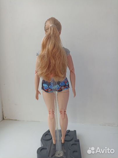 Барби безграничные движения