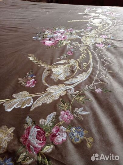 Покрывало на кровать,roberto cavalli италия