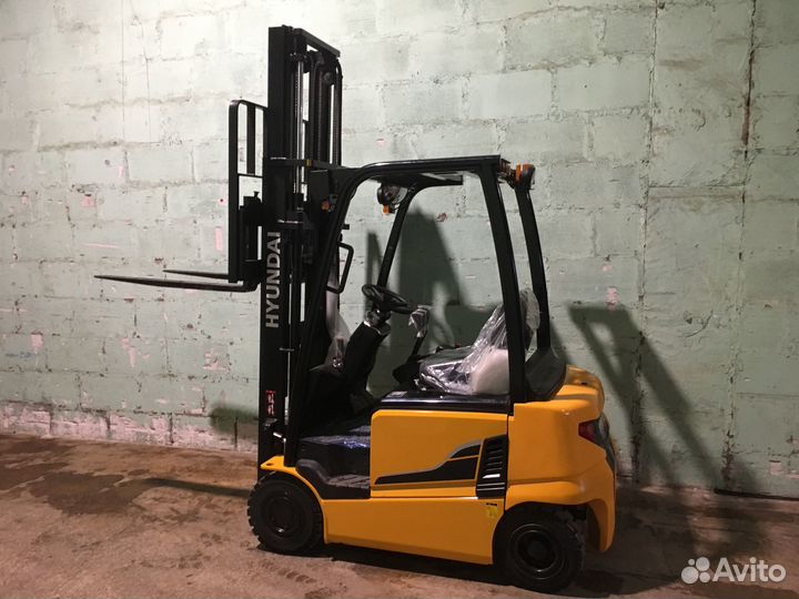 Вилочный погрузчик Hyundai 18B-9F, 2024