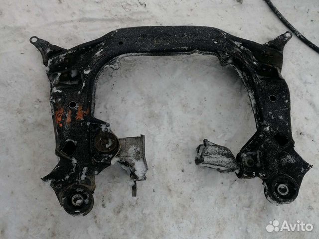 Подрамник передний ауди а4б5