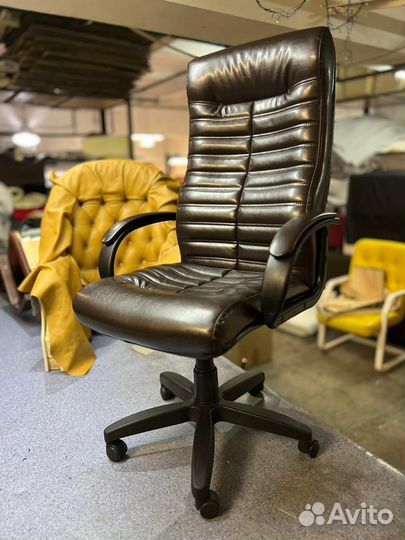 Компьютерное кресло