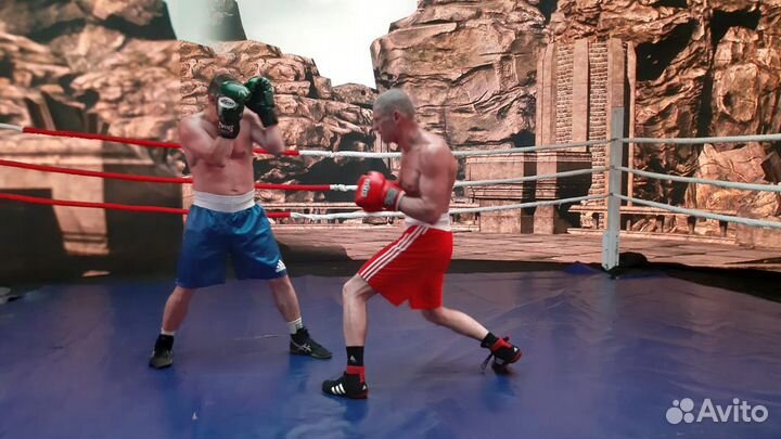 Тренер по боксу