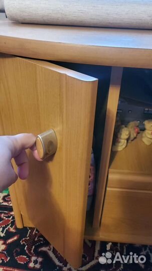 Тумба под телевизор