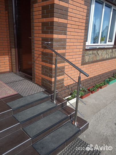 Перила для крыльца из нержавейки