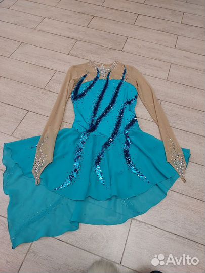 Костюм для фигурного катания 152