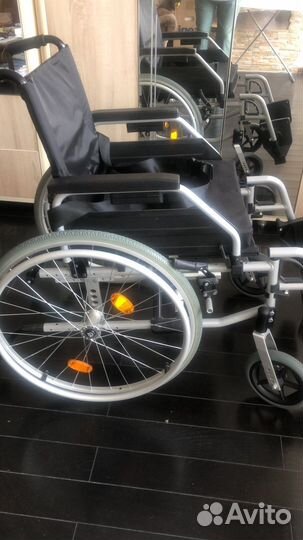 Коляска инвалидная