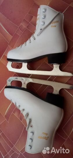 Коньки Graf Davos Gold размер 32