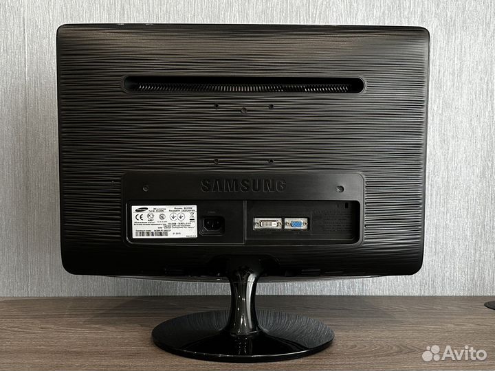 Монитор Samsung syncmaster B2230W