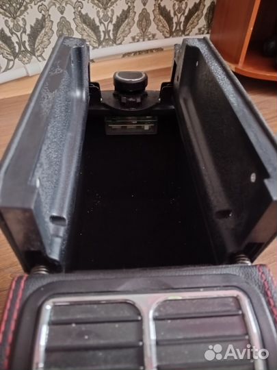 Универсальный подлокотник