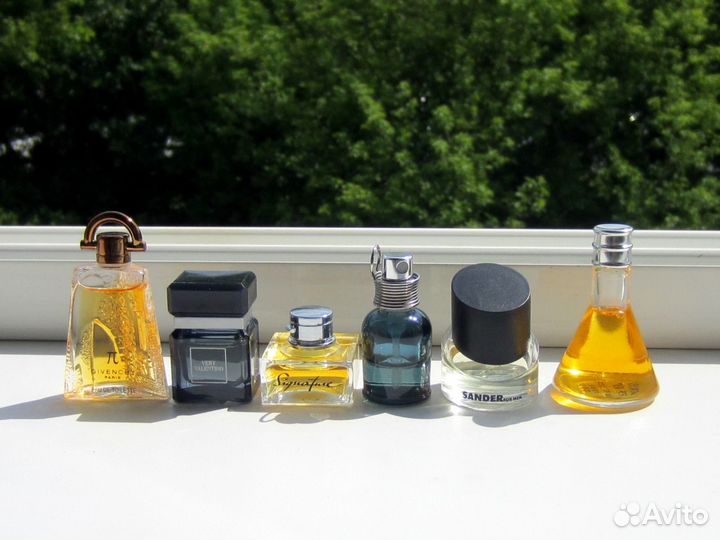 Cacharel Amor, Halston Catalyst, Givenchy Pi