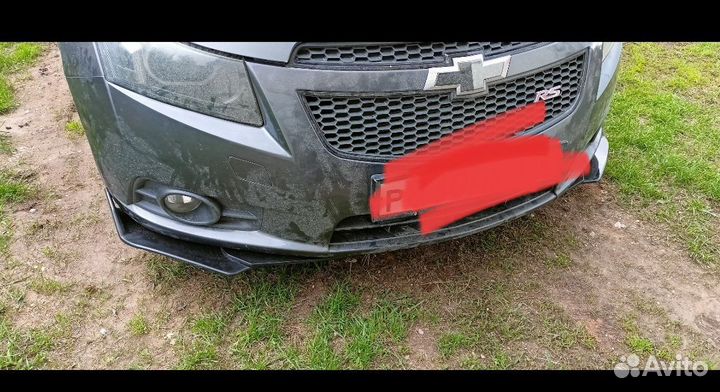 Сплиттер переднего бампера черный глянец