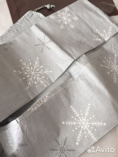 Скатерть с подставками из плотного картона