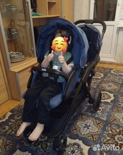 Коляска для двойни joie
