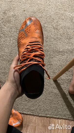 Футбольные бутсы puma