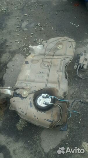 Peugeot 408 топливный бак