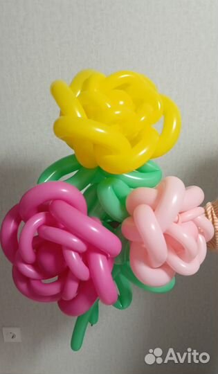 Букет роз из шариков