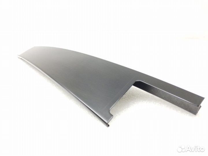 Накладка двери задняя левая Mercedes-Benz E-Class