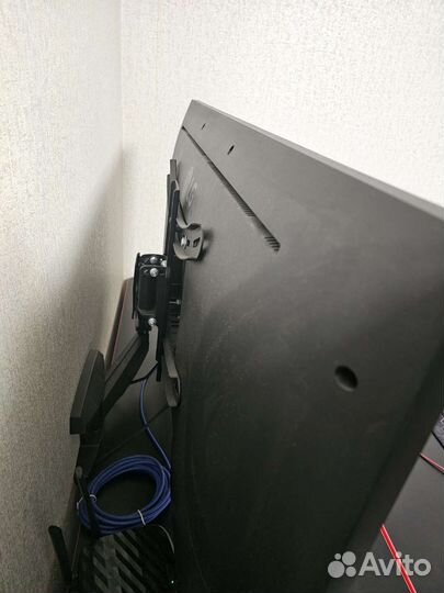 Монитор LG 43UN700-B