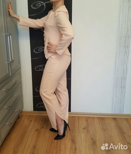 Брючный костюм