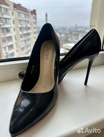 Туфли на каблуке