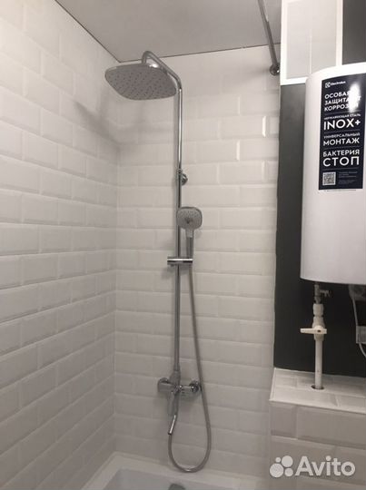 Ремонт ванной комнаты. Кафельщик