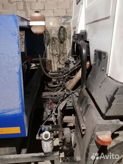 Бортовой грузовик МАЗ 437043, 2010