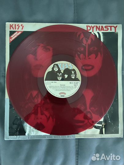 Продам виниловые пластинки группы Kiss