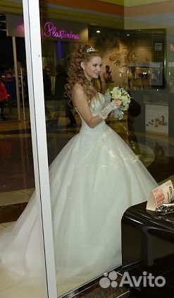 Продам свадебное платье Нягань