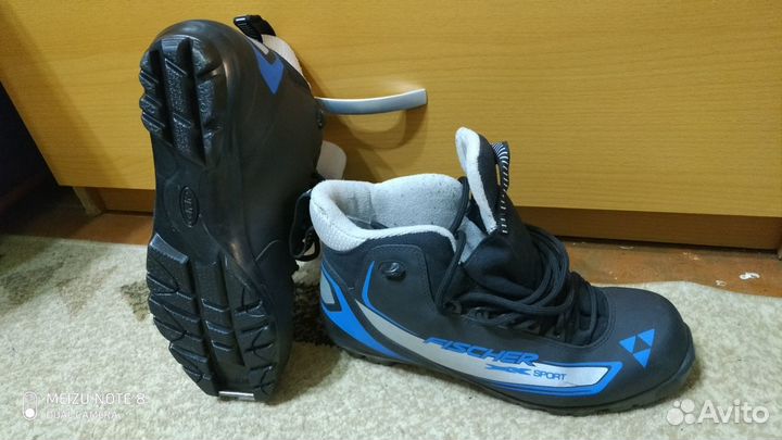 Лыжные ботинки fischer