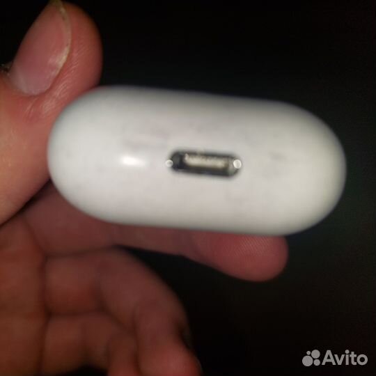 Беспроводные наушники apple airpods
