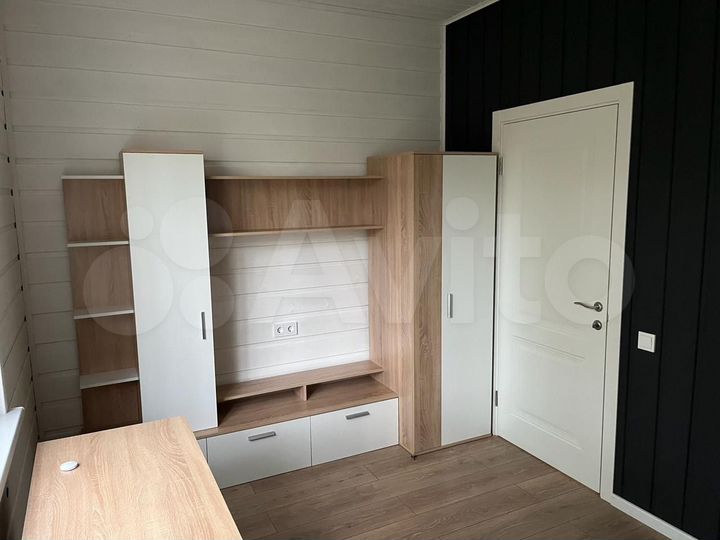 Коттедж 112 м² на участке 9 сот.