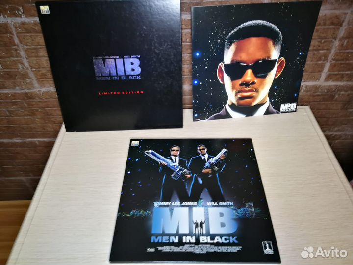 LD Лазерные диски (ntsc). Люди в чёрном