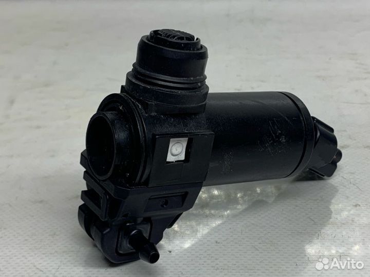 Моторчик омывателя Toyota Rav4