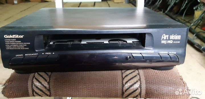 Видеомагнитофон GoldStar