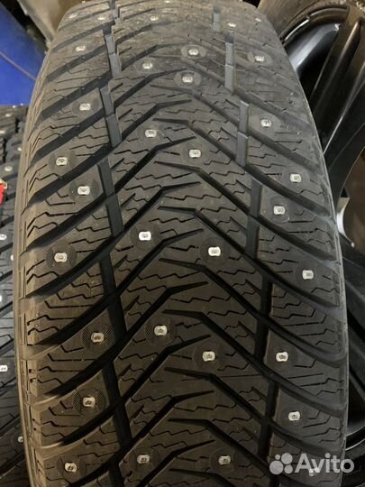 Колеса зима 215/60R17