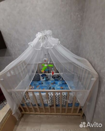 Детская кроватка