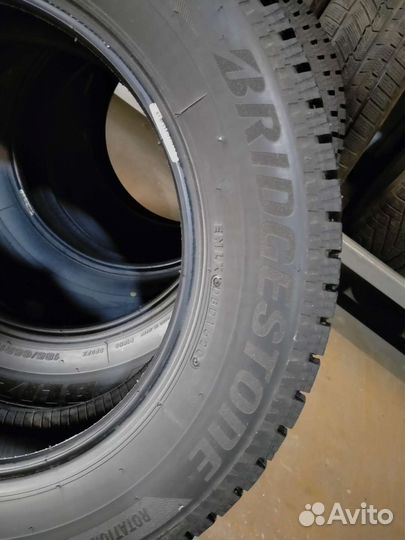 Bridgestone Blizzak Spike-02 185/65 R15 88T