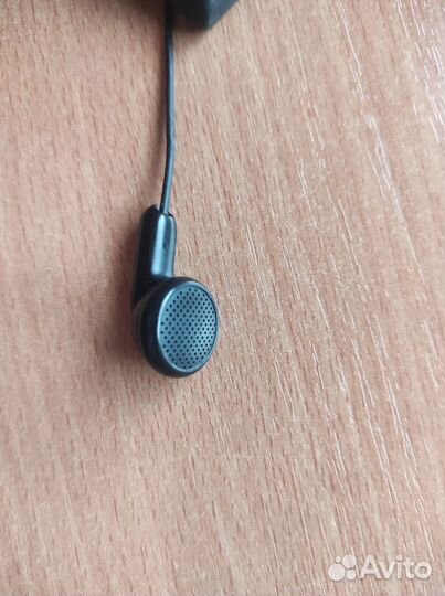 Гарнитура Sony Ericsson