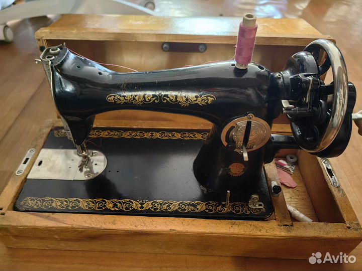 Швейная машинка пмз им. Калинина