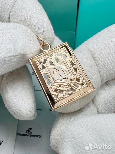 Золотая подвеска