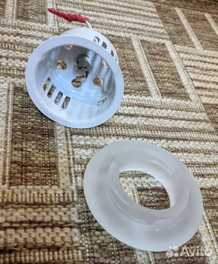 Светильники встраиваемые